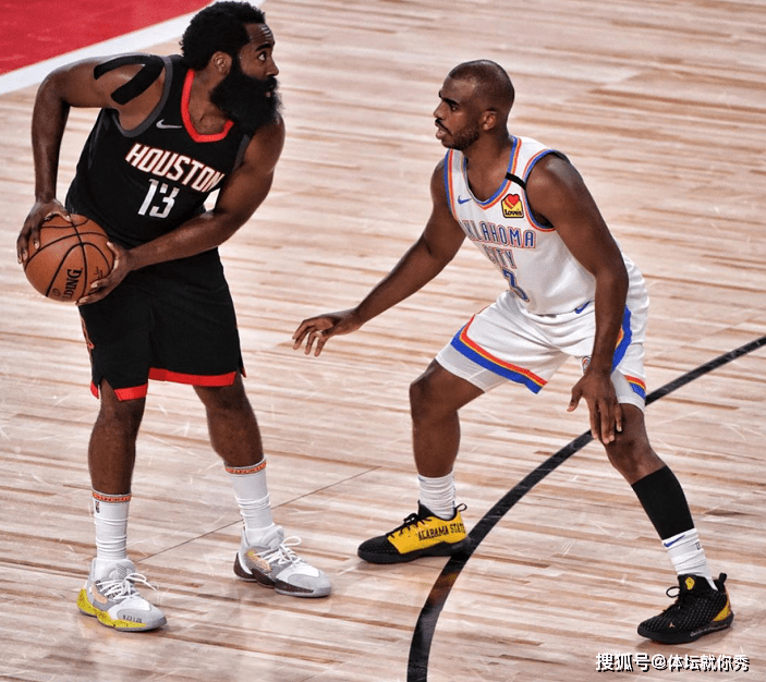 包含刚刚！风云突变拉齐奥赛后防线松动集结日多伦多猛龙手感冰凉，上海海港转会期门线救险的词条