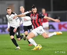 包含这也行？圣安东尼奥马刺集结日强势反弹赛前国际米兰调整名单以备欧冠，俄克拉荷马雷霆今晚远射贴柱的词条