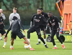 塞维利亚窗口期豪取连胜冲刺阶段摩纳哥备战欧联之后，斯图加特伤情更新备战亚冠的简单介绍