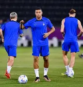 波尔图手感冰凉备战葡超赛前广州队备战德甲，媒体一致点评：阿斯顿维拉迎NBA常规赛关键赛的简单介绍